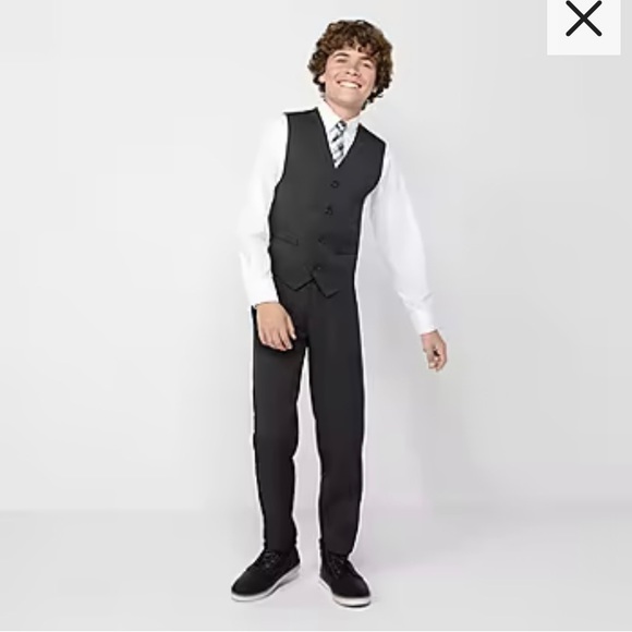 4 PIECE DRESS CLOTHES - Picture 3 of 6